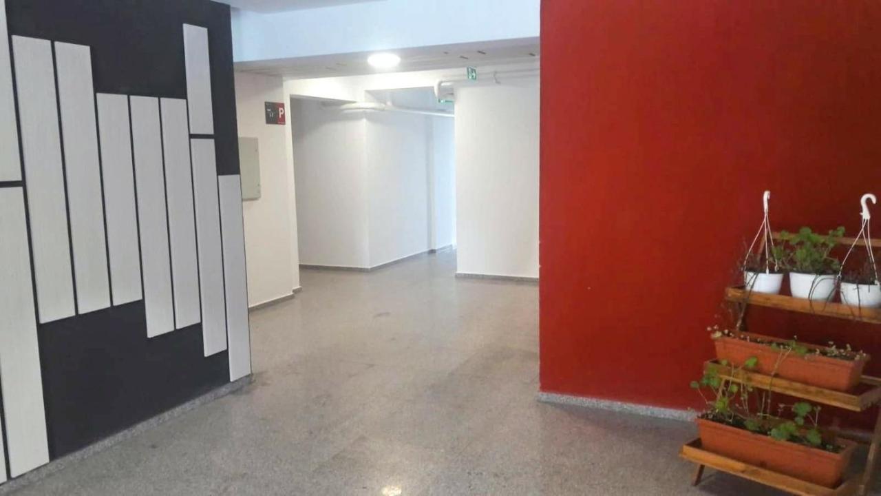 Elissa Apartment Braşov Buitenkant foto