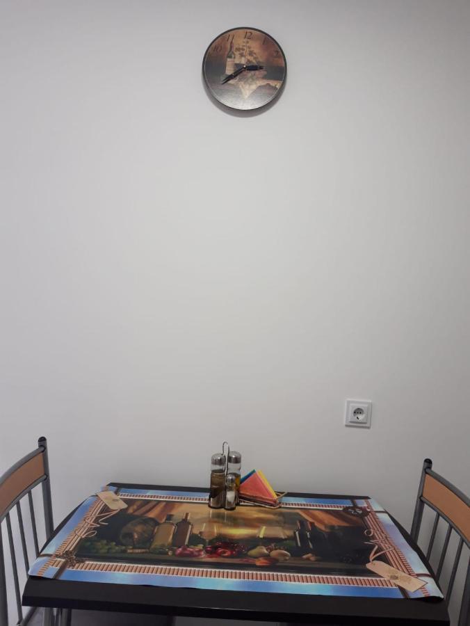 Elissa Apartment Braşov Buitenkant foto